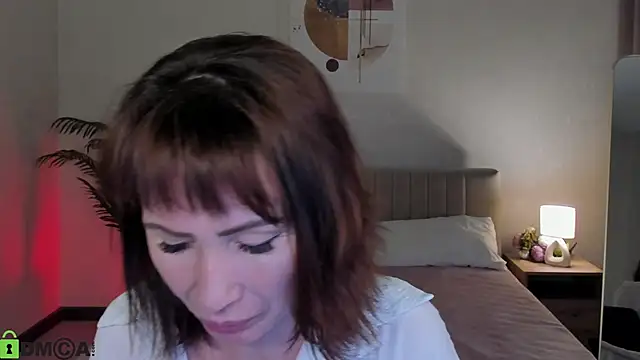 gracekellyyy online show from June 4, 4:17 am