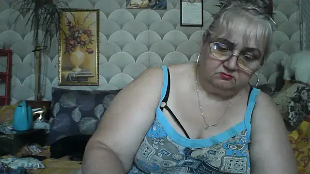 MarinaFarina53 online show from July 1, 11:10 am