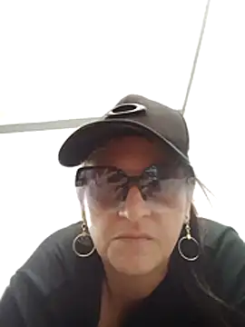 casalcasal875 online show from May 7, 5:16 pm