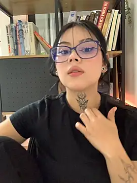 LittleFairy  online show from May 21, 3:32 pm