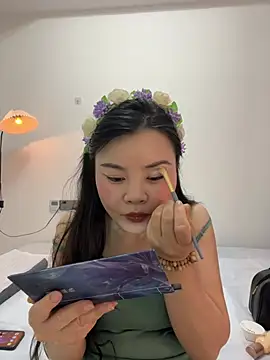 QinQin 3333 online show from May 10, 5:20 am