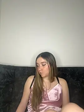 Sarisloves online show from July 26, 2:52 am