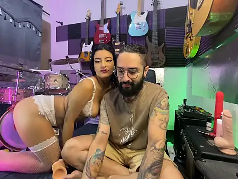 perversedesires  online show from June 8, 5:52 am