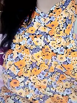 Ipho girl online show from June 8, 2:18 pm