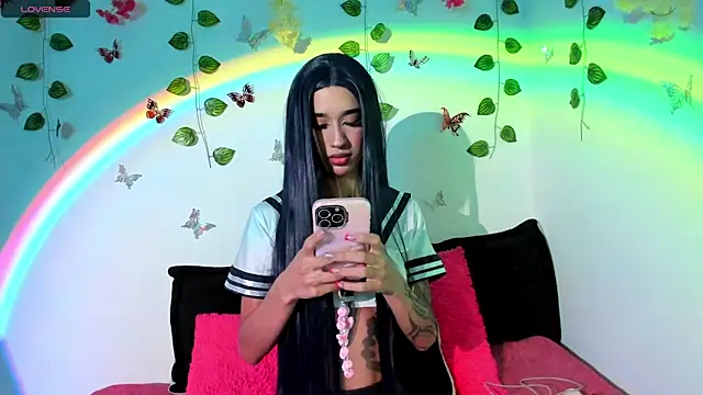 London Rivers23 online show from May 24, 9:36 pm
