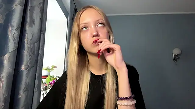 NievesHackey online show from June 26, 1:12 pm