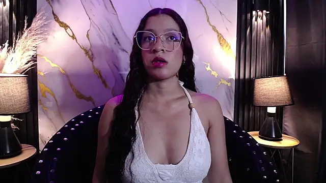 BrianaGaging online show from June 8, 12:06 pm