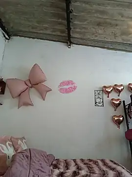 mileidy0106 online show from June 19, 1:03 pm