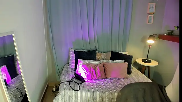 vanillafairy  online show from July 15, 7:40 pm