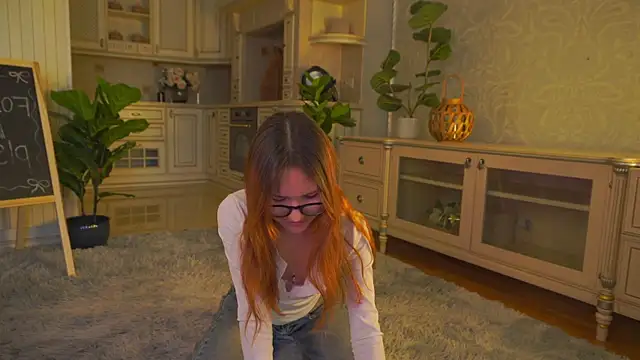 FrediaPfeiff online show from May 21, 1:42 pm