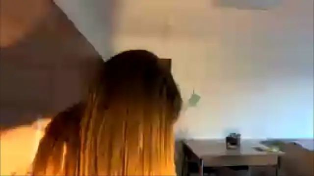 LaurindaStalford online show from June 4, 4:22 pm