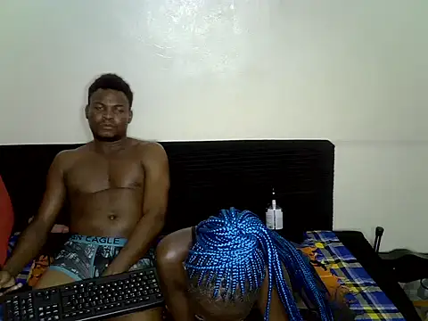 haithamtitan online show from May 20, 8:39 pm