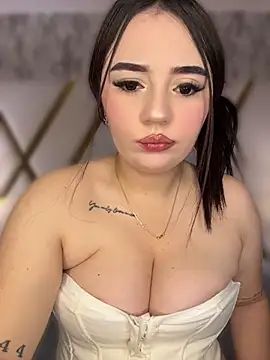 ValeriaCarter online show from June 10, 12:37 pm