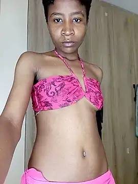 sweetebony r online show from August 3, 4:38 am