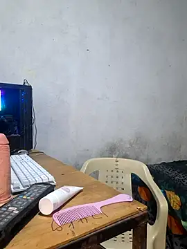 ParejaCurvy20 online show from June 28, 12:45 pm