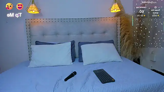 Nicole vega18 online show from June 3, 8:58 pm