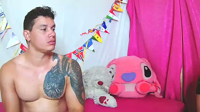 SweetAddiction online show from July 19, 3:31 am