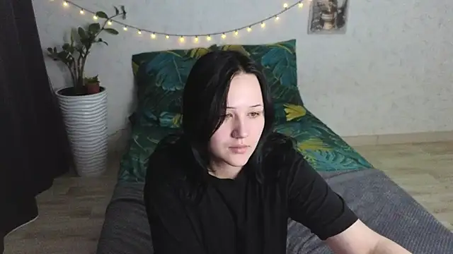 Tori cute online show from June 14, 1:47 am
