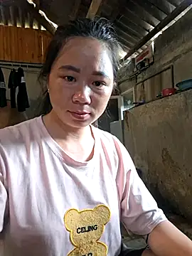 Mila 00 online show from May 19, 8:21 am