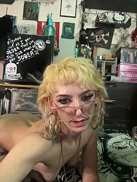 xxxspitwitch online show from June 2, 3:18 am