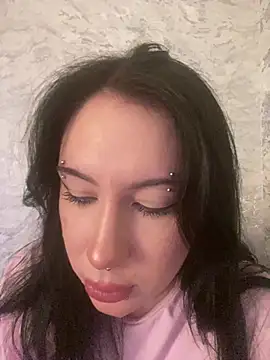 Dirty Lina online show from May 21, 6:00 am