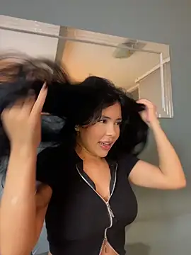 FERNANDAXX  online show from May 21, 4:54 am