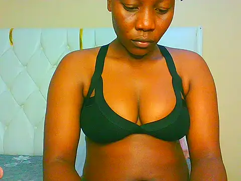 spicyboobs66 online show from May 23, 9:35 pm