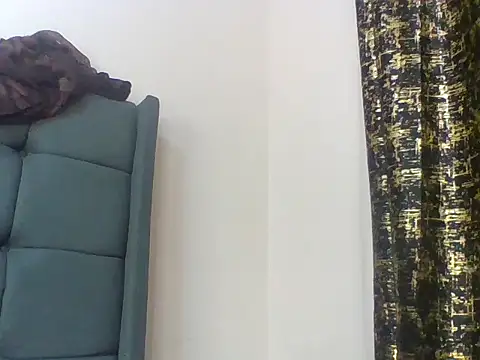 cythuu03 online show from June 25, 4:41 pm
