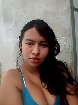 rosaliaex online show from May 28, 7:23 pm