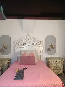 Conejita 77 online show from May 26, 12:15 pm