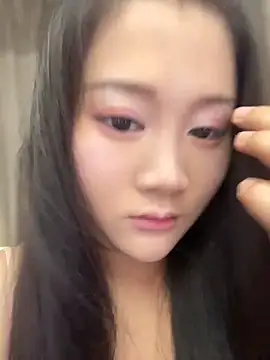 Luckysisi-s online show from June 10, 2:05 pm