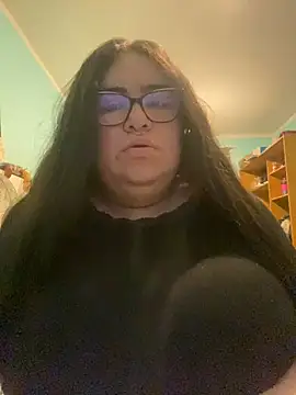 gothlove online show from May 24, 2:43 am