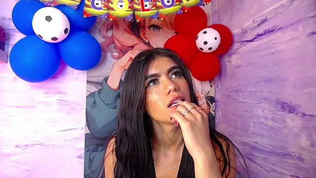 Shayla Gray online show from June 27, 12:22 pm