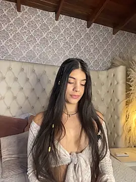 Amel Rosse online show from June 27, 3:40 pm