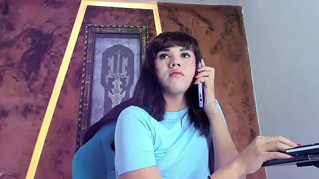 AndreaGiraldo  online show from July 10, 7:58 pm
