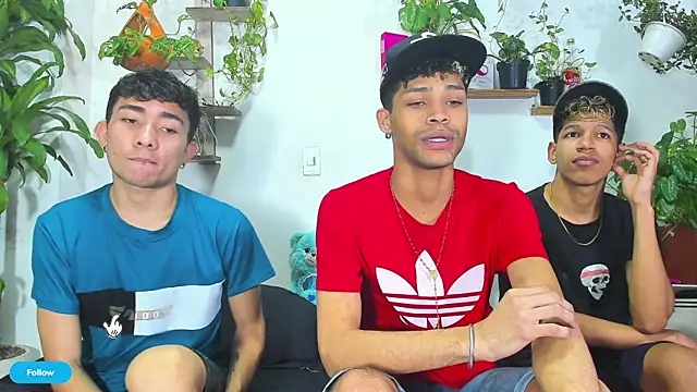 STRANGER BOYS online show from May 25, 10:20 pm