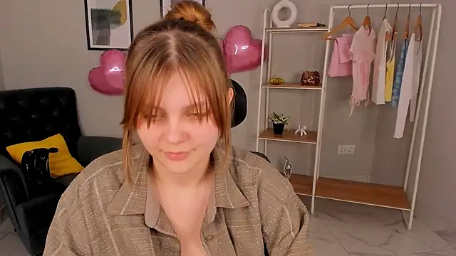 Jessica West  online show from June 2, 1:34 pm