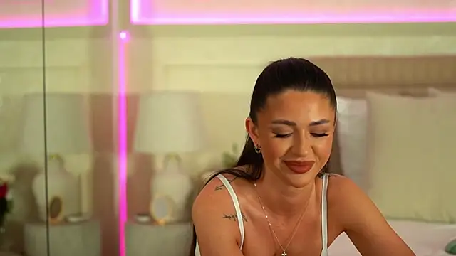AshleyBae01 online show from July 8, 9:55 am