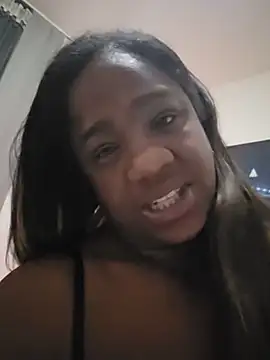 sweetebonny85 online show from May 27, 7:44 pm