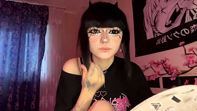 HolyCute online show from July 10, 5:24 pm