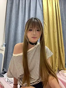 zaizaigirl online show from May 30, 7:21 pm