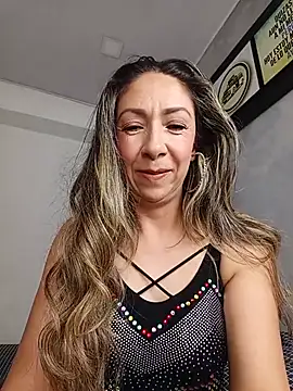 Laly dolcee online show from July 16, 4:22 pm