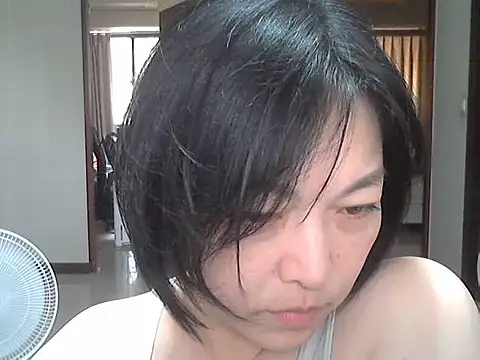 becca201 online show from July 12, 5:08 am