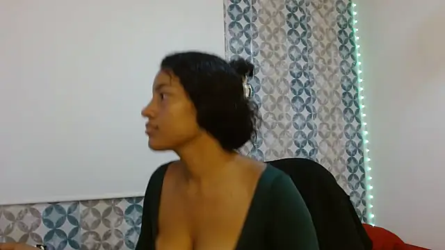 Isabellacarson online show from July 8, 5:37 pm