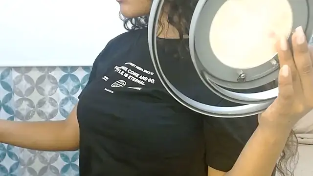 Isabellacarson online show from July 14, 6:01 pm