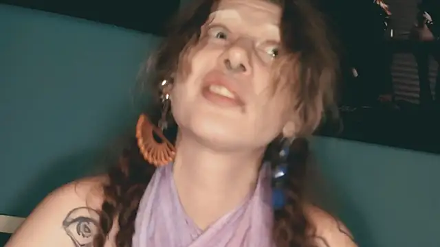 VivienDarkbloom online show from June 15, 6:52 pm