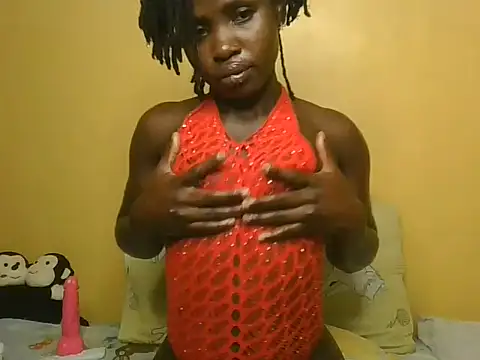 Suzzy Baibe online show from July 7, 8:33 pm