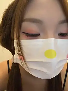 QIQI-QIQI-01 online show from June 16, 8:15 am