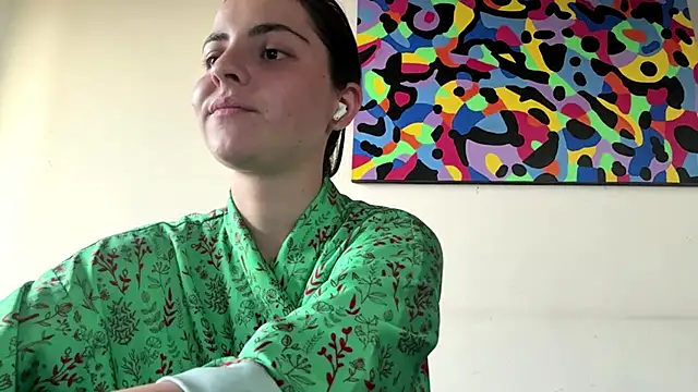 MarisaKomar online show from June 4, 4:11 pm