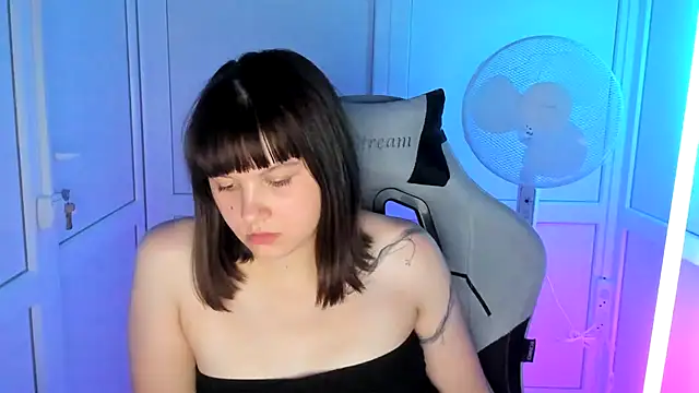 Vanilla Vixen online show from July 2, 4:07 am